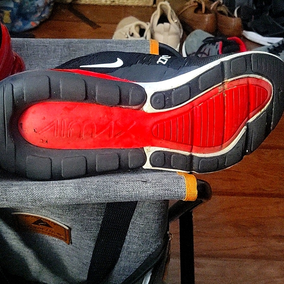 Nike Air Max 270 black red white size 12 - Picture 9 of 14
